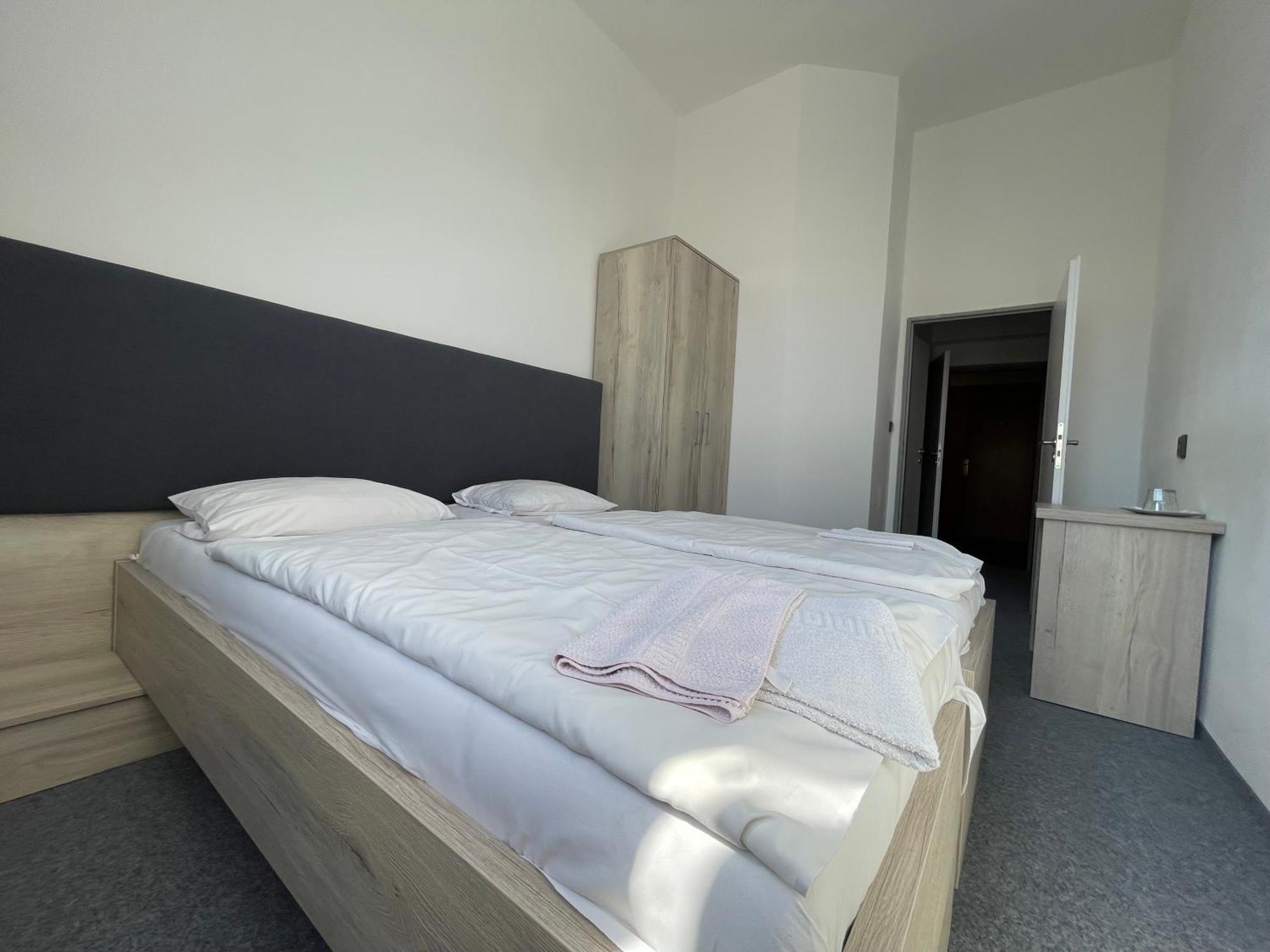 Hotel Stadion 3*